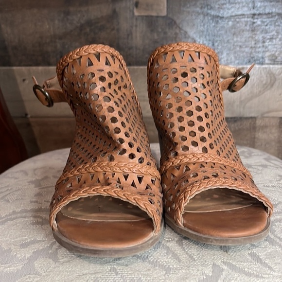 Report R2 Slingback Brown Sandals Size 8 - Picture 2 of 10